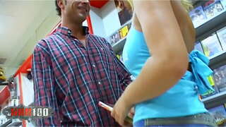 Young Kakaho spanish tamaiti Sonia Manrique with big tits tūturu fucked pakeke i roto i te kaihe i te ataata, karapu Young Kakaho spanish tamaiti Sonia Manrique with big tits tūturu fucked pakeke i roto i te kaihe i te ataata, karapu