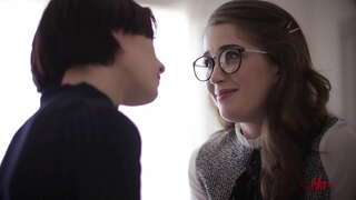 МисакС - Şirin Qızlar-lesbian